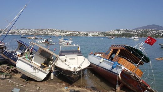 Boote in der türkischen Provinz Mugla nach dem Seebeben in der Ägäis