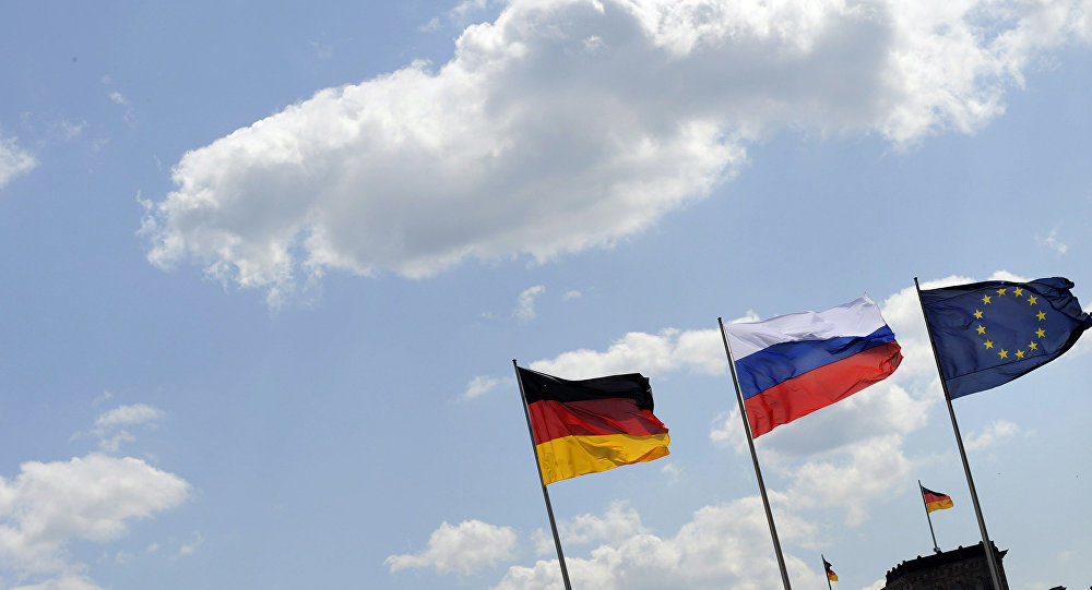 Flaggen Russland Deutschland EU