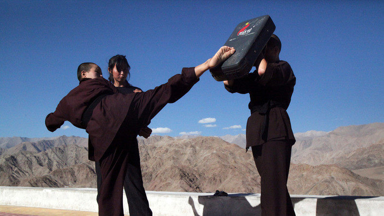 Buddhistische Nonnen Kung-Fu-Training Indien