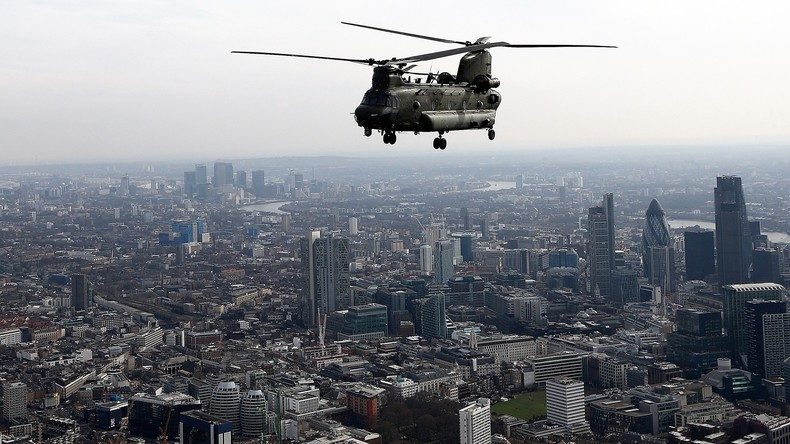 Kampfhubschrauber Skyline London,Großbritannien Truppen Afghanistan