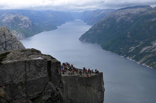 Preikestolen-Felsen Norwegen
