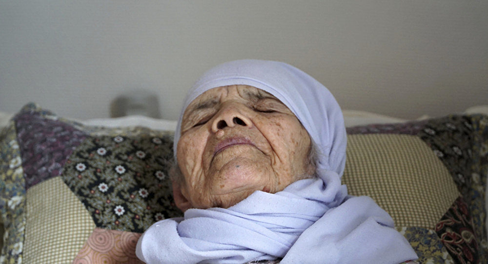 Die 106-jährige afghanische Bibihal Uzbeki