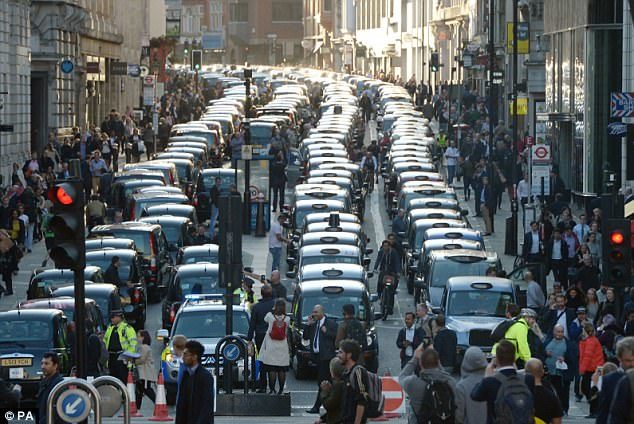 London cabbies protest Uber