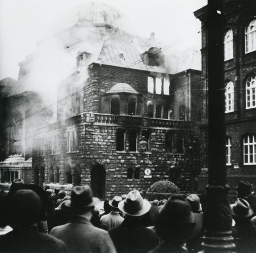 Brennende Synagoge in Essen, 10. November 1938