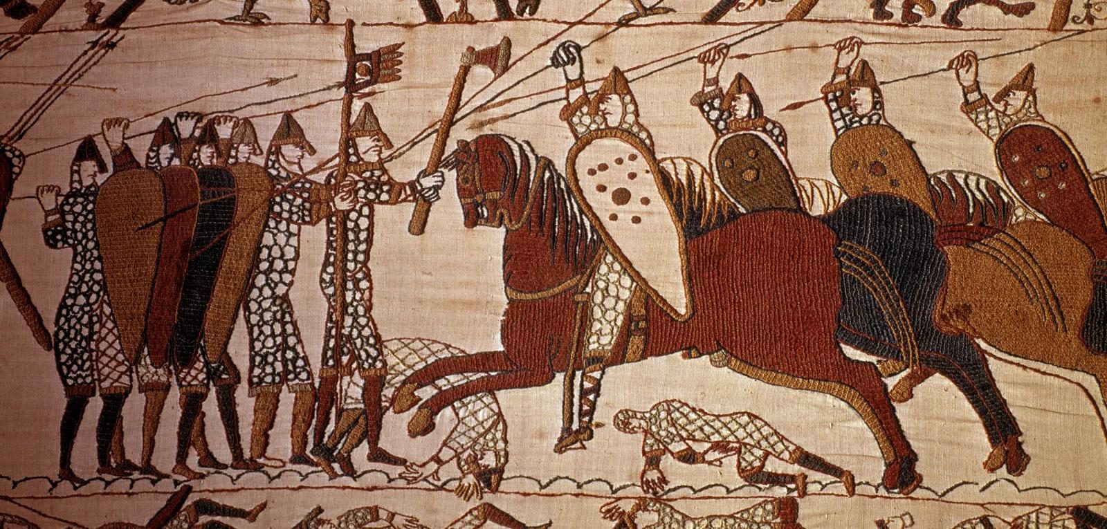 Teppich von Bayeux: … kämpfen die Angelsachsen bei Hastings überwiegend zu Fuß ...