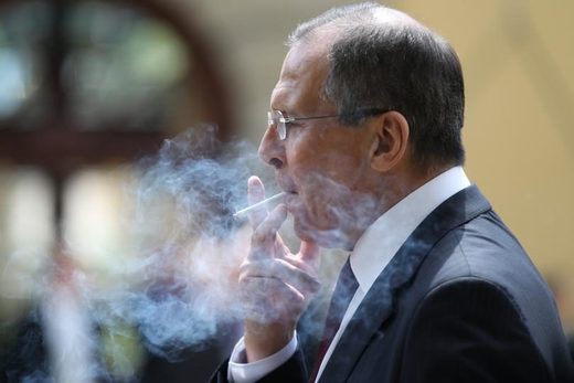 Lavrov smoking