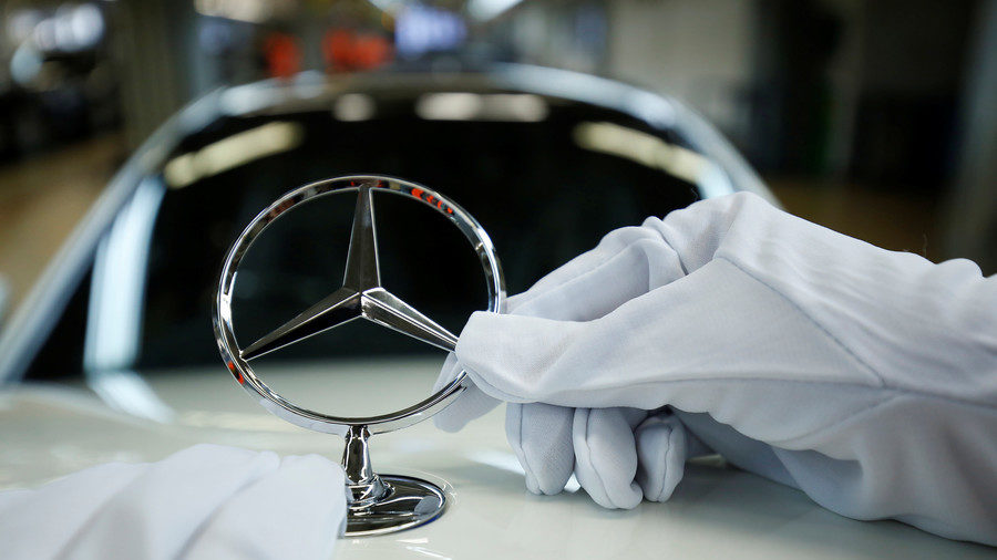 mercedes-Benz symbol