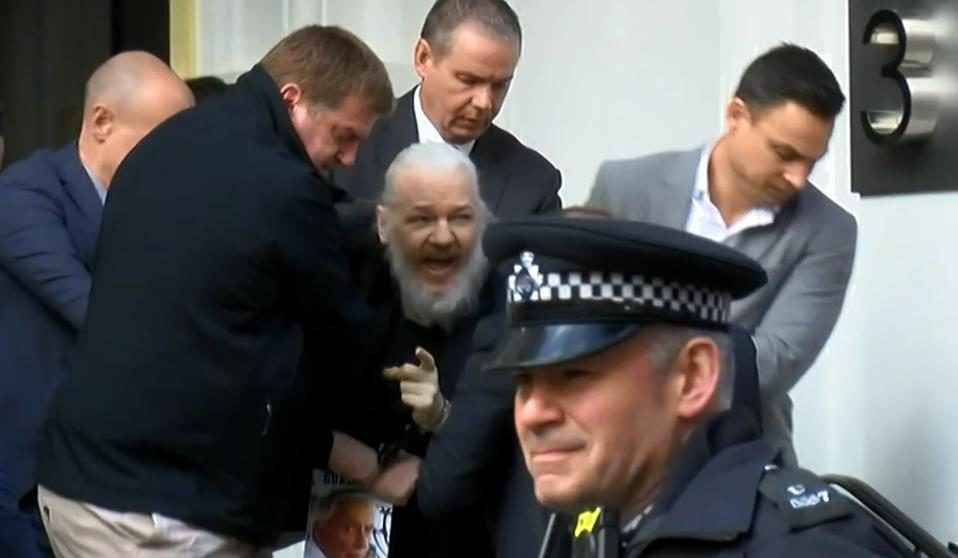 Detenido Julian Assange