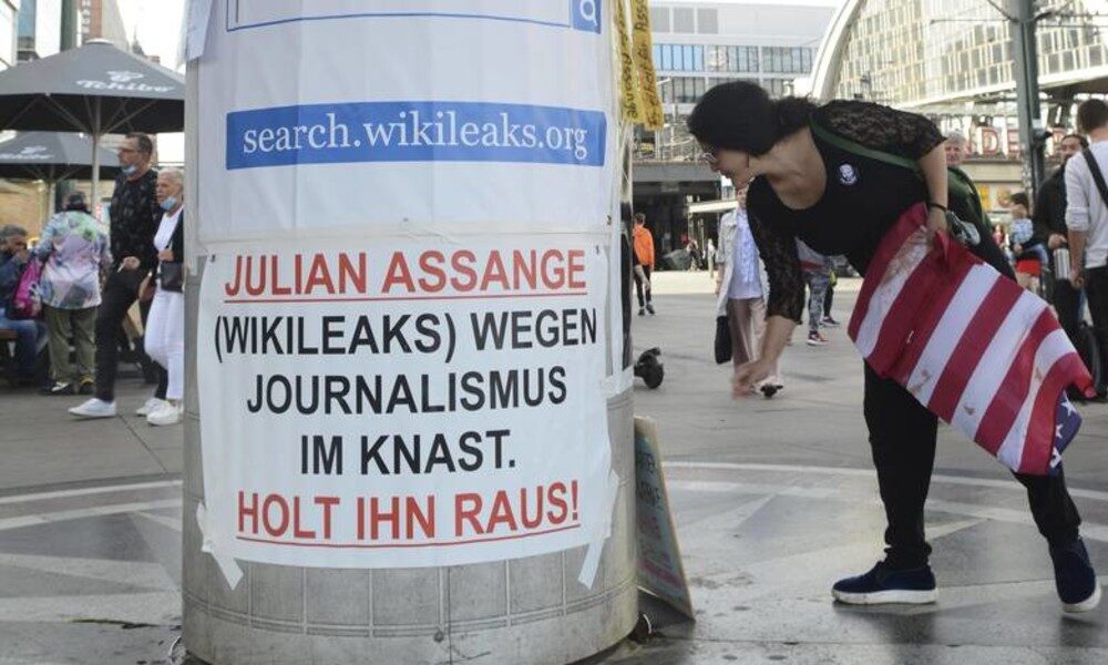 Assange Knast holt raus