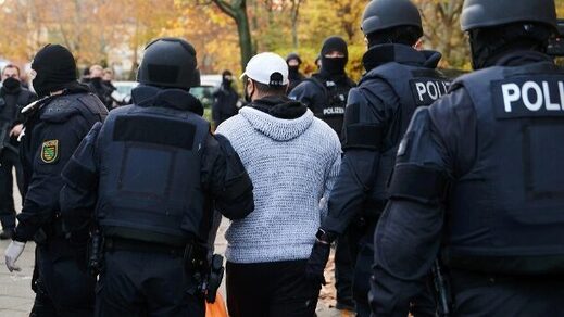 Klicken um zu vergrößern razzia berlin