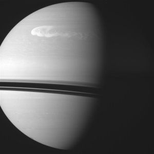 Klicken um zu vergrößern Neues Sturmgebiet auf Saturn