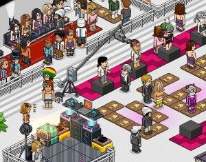 habbo, netzwerk