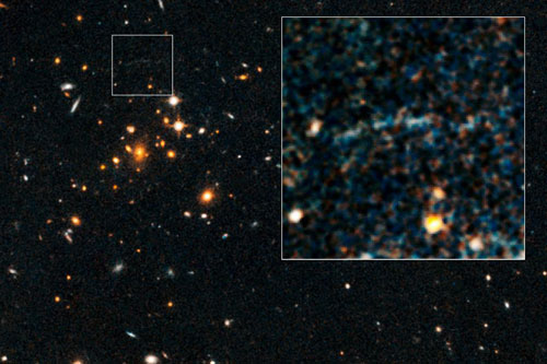 Neu entdeckter Galaxienhaufen 