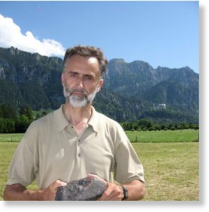 Klicken um zu vergrößern meteorit