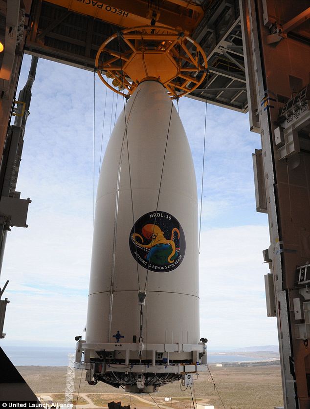nrol-39, kraken rakete, spionage