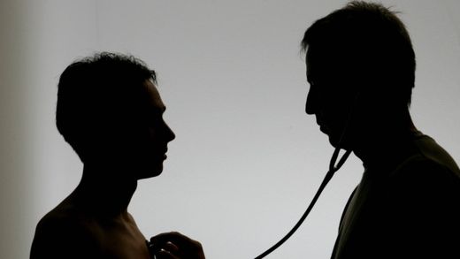 Behandlung,Arzt und Patient
