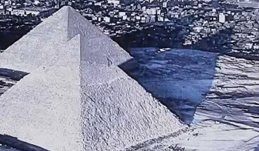 pyramiden schnee